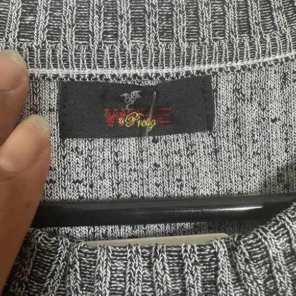 White and Gray Ribbed Sleeveless Tank Top - Picture 5 of 6